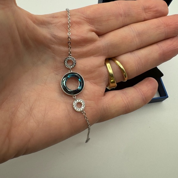 404-MMT Eleshow New 9 Inch Bermuda Blue Setting With Swavorski Style Bracelet. - Picture 4 of 7